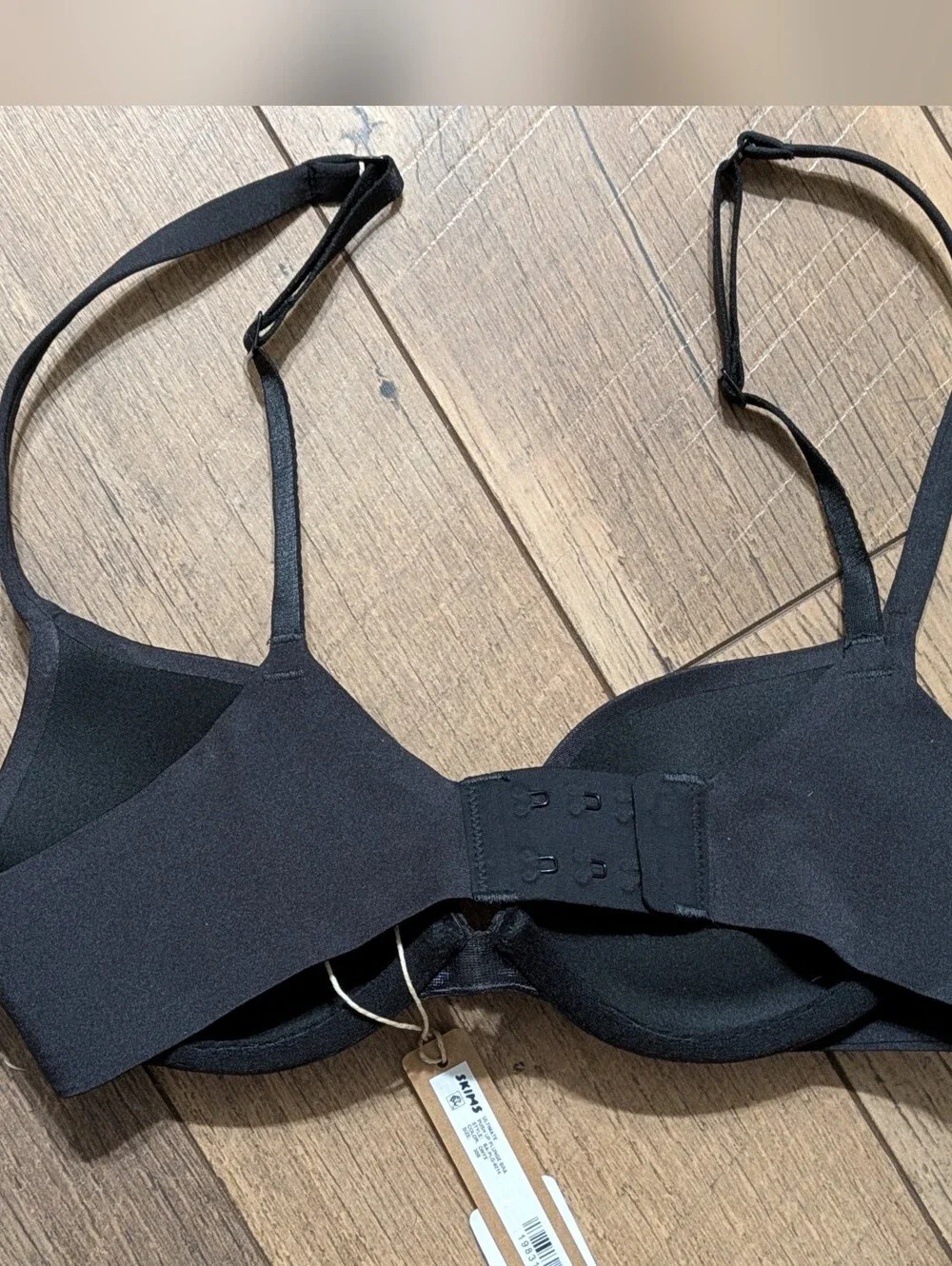 SKIMS Ultimate Push Up Plunge Bra 30B Onyx Black NWT Everyday Comfort Flaw - Picture 3 of 7